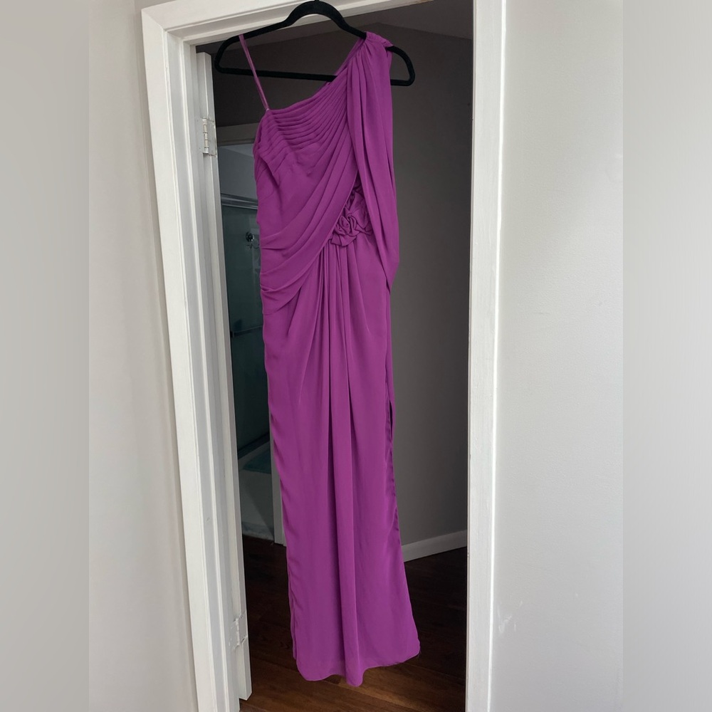 Adriana papell Grecian gown purple pleated chiffon one shoulder slit maxi dress